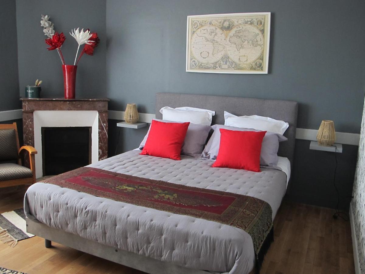 Le104Bis Bed & Breakfast Поатие Екстериор снимка