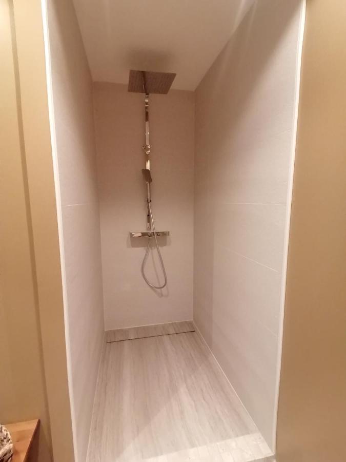 Le104Bis Bed & Breakfast Поатие Екстериор снимка